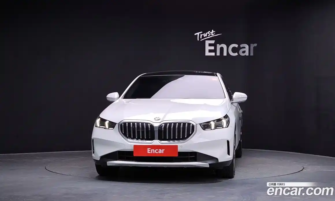 BMW 5-Series 2025 2.0 Автомат в Москве № 210156, фото 20