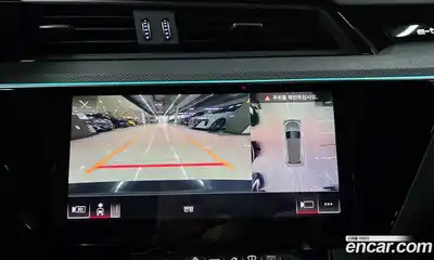 Audi e-tron 2022 0.2 Автомат в Москве № 212303, миниатюра 12