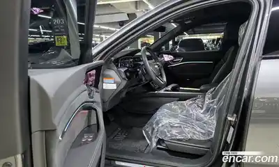 Audi e-tron 2022 0.2 Автомат в Москве № 212303, миниатюра 9