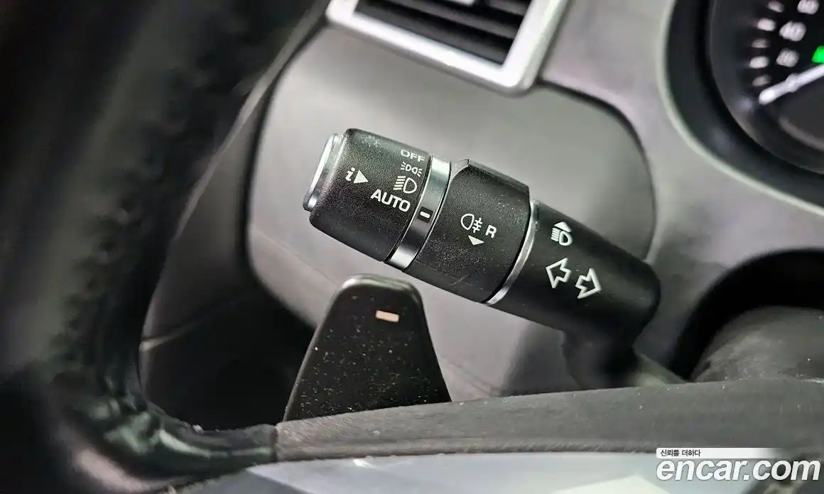 Land Rover Discovery Sport 2017 2.0 Автомат в Москве № 213630, фото 11