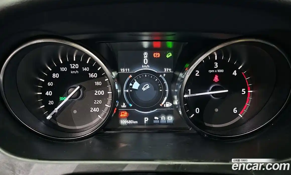 Land Rover Discovery Sport 2017 2.0 Автомат в Москве № 213630, фото 12