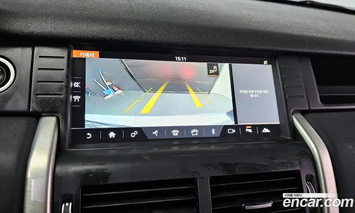 Land Rover Discovery Sport 2017 2.0 Автомат в Москве № 213630, фото 3