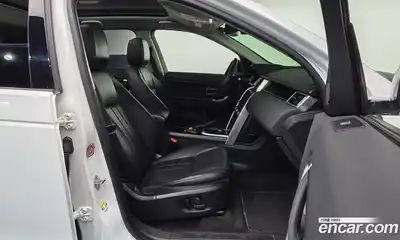 Land Rover Discovery Sport 2017 2.0 Автомат в Москве № 213792, миниатюра 11