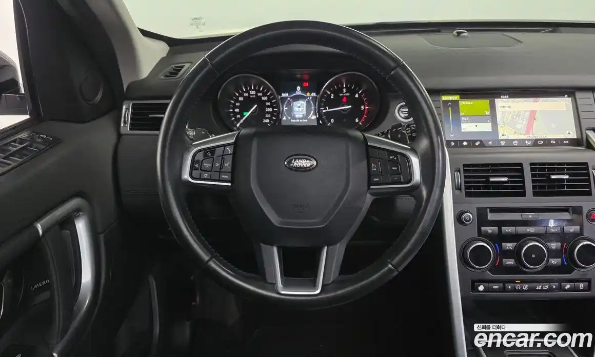 Land Rover Discovery Sport 2017 2.0 Автомат в Москве № 213792, фото 13