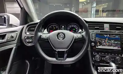 Volkswagen Golf 2016 2.0 Автомат в Москве № 215274, миниатюра 11