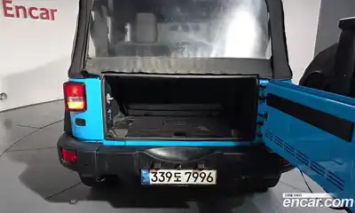 Jeep Wrangler 2017 3.6 Автомат в Москве № 215316, миниатюра 12