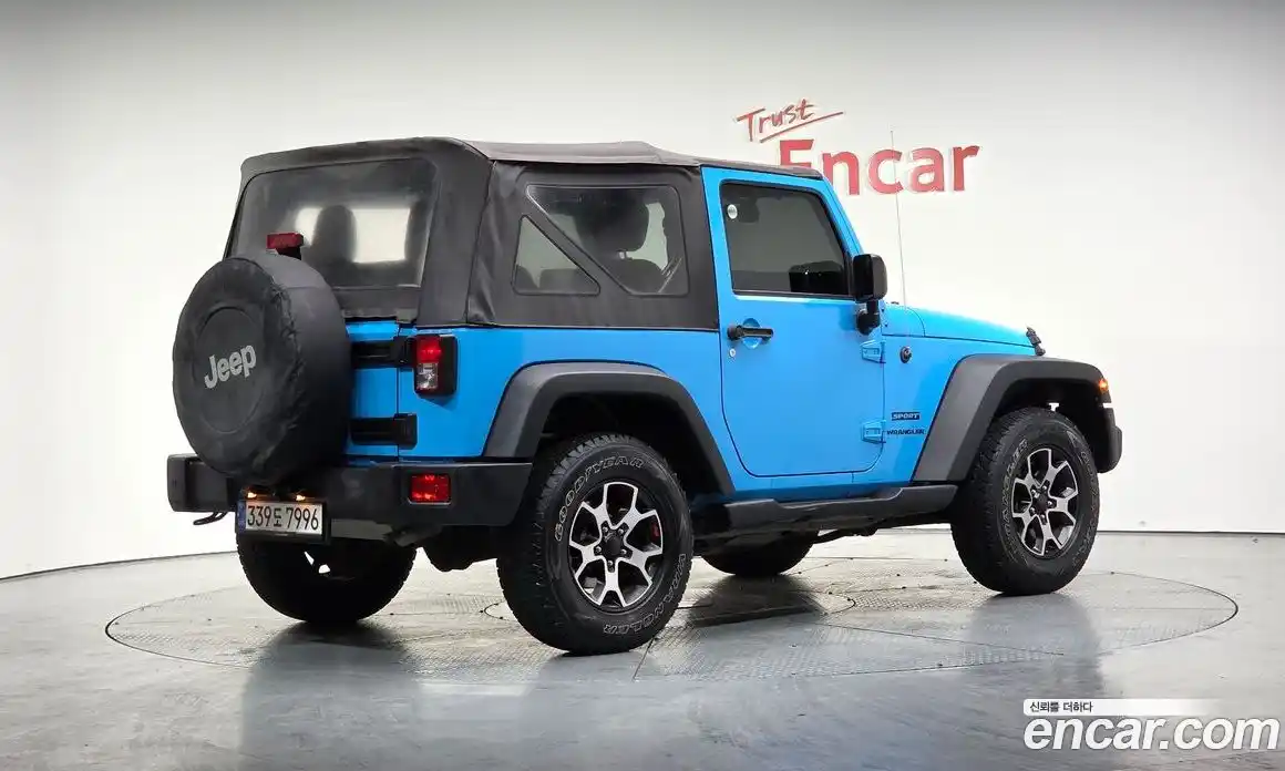 Jeep Wrangler 2017 3.6 Автомат в Москве № 215316, фото 13