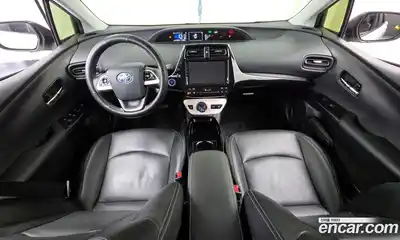 Toyota Prius 2017 1.8 Автомат в Москве № 215528, миниатюра 7