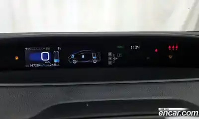 Toyota Prius 2017 1.8 Автомат в Москве № 215528, миниатюра 8