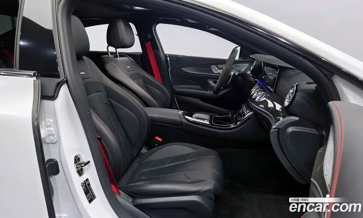 Mercedes-Benz CLS-Class 2023 3.0 Автомат в Москве № 219153, фото 17