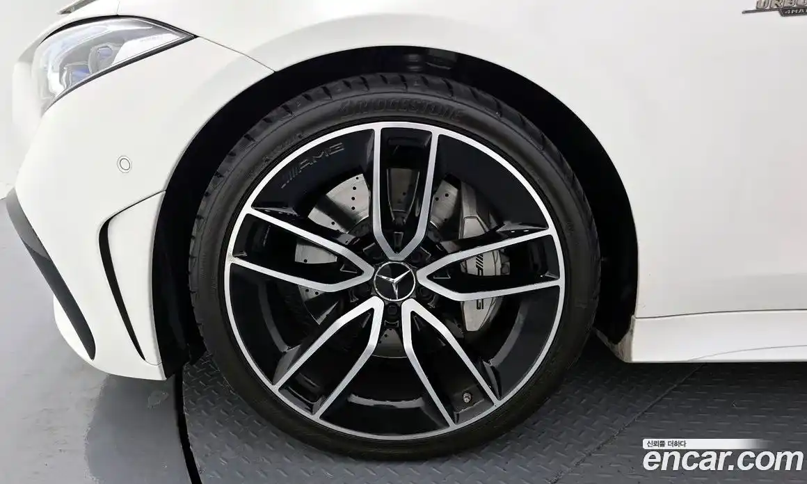 Mercedes-Benz CLS-Class 2023 3.0 Автомат в Москве № 219153, фото 4