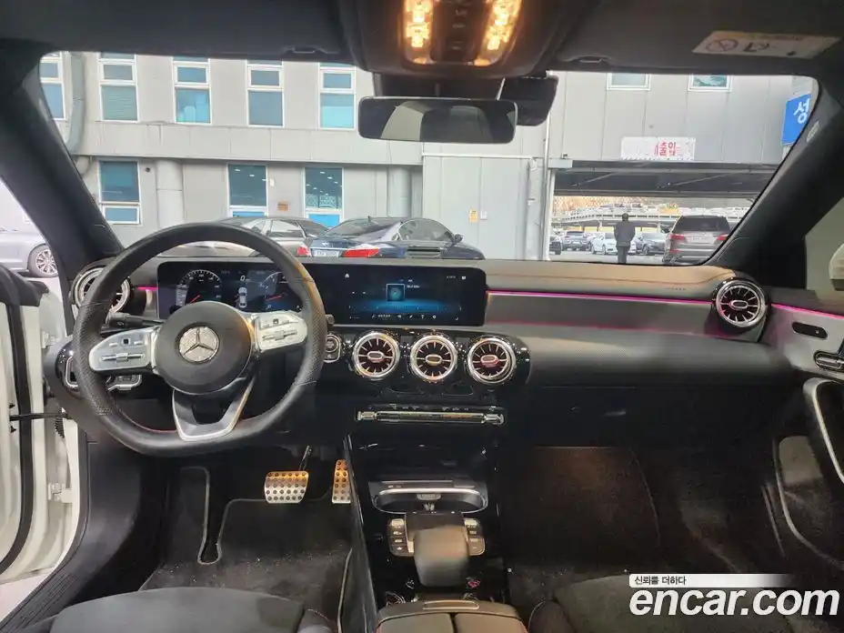 Mercedes-Benz CLA-Class 2021 2.0 Автомат в Москве № 221549, фото 16