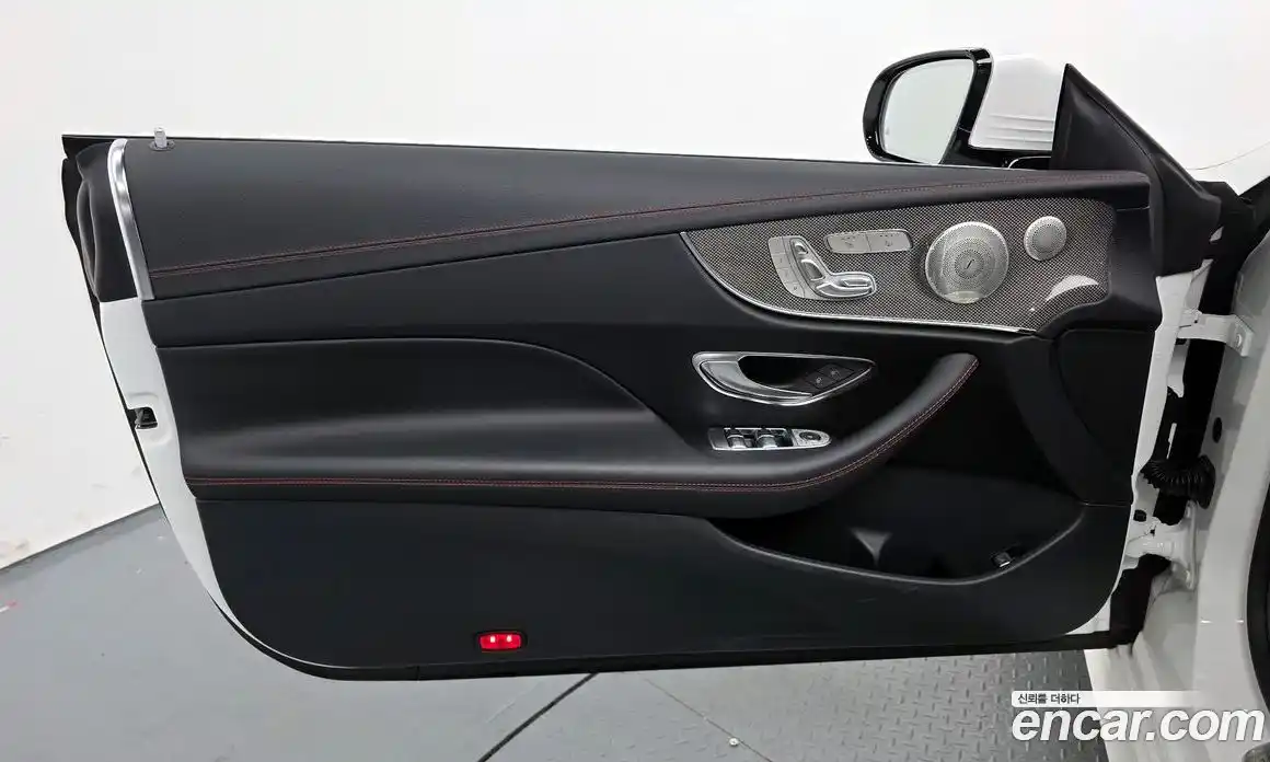 Mercedes-Benz E-Class 2021 3.0 Автомат в Москве № 221904, фото 16