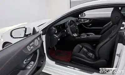 Mercedes-Benz E-Class 2021 3.0 Автомат в Москве № 221904, миниатюра 2