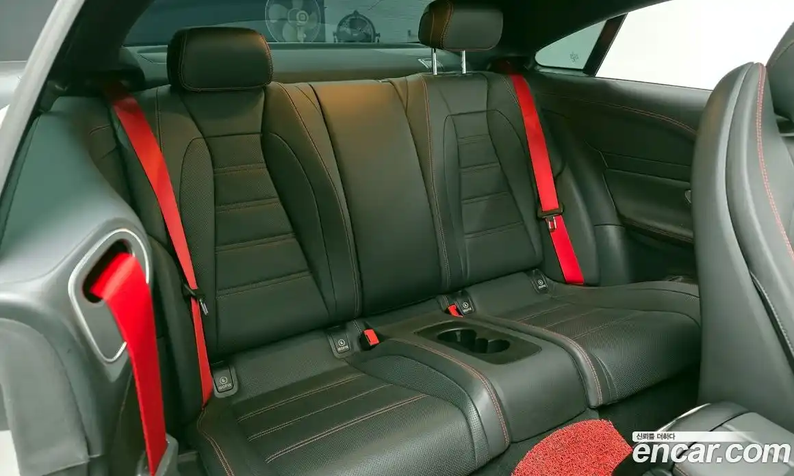 Mercedes-Benz E-Class 2021 3.0 Автомат в Москве № 221904, фото 3