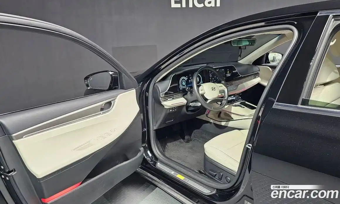 Hyundai Grandeur 2022 2.5 Автомат в Москве № 222787, фото 7