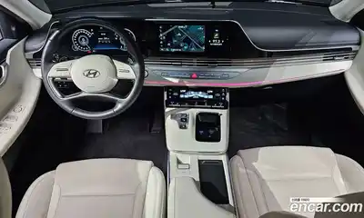 Hyundai Grandeur 2022 2.5 Автомат в Москве № 222787, миниатюра 8