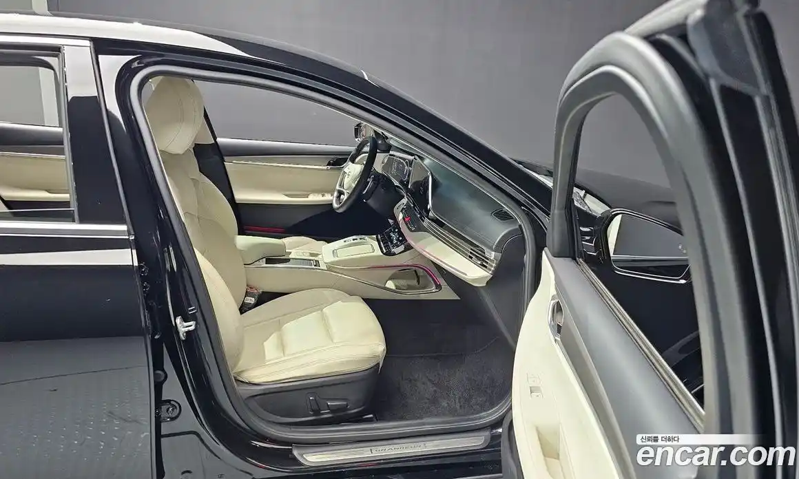 Hyundai Grandeur 2022 2.5 Автомат в Москве № 222787, фото 9