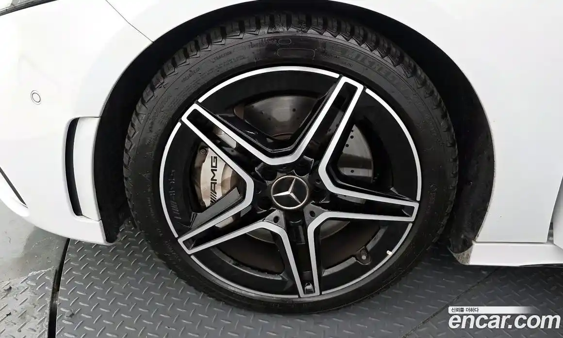 Mercedes-Benz A-Class 2022 2.0 Автомат в Москве № 222901, фото 19