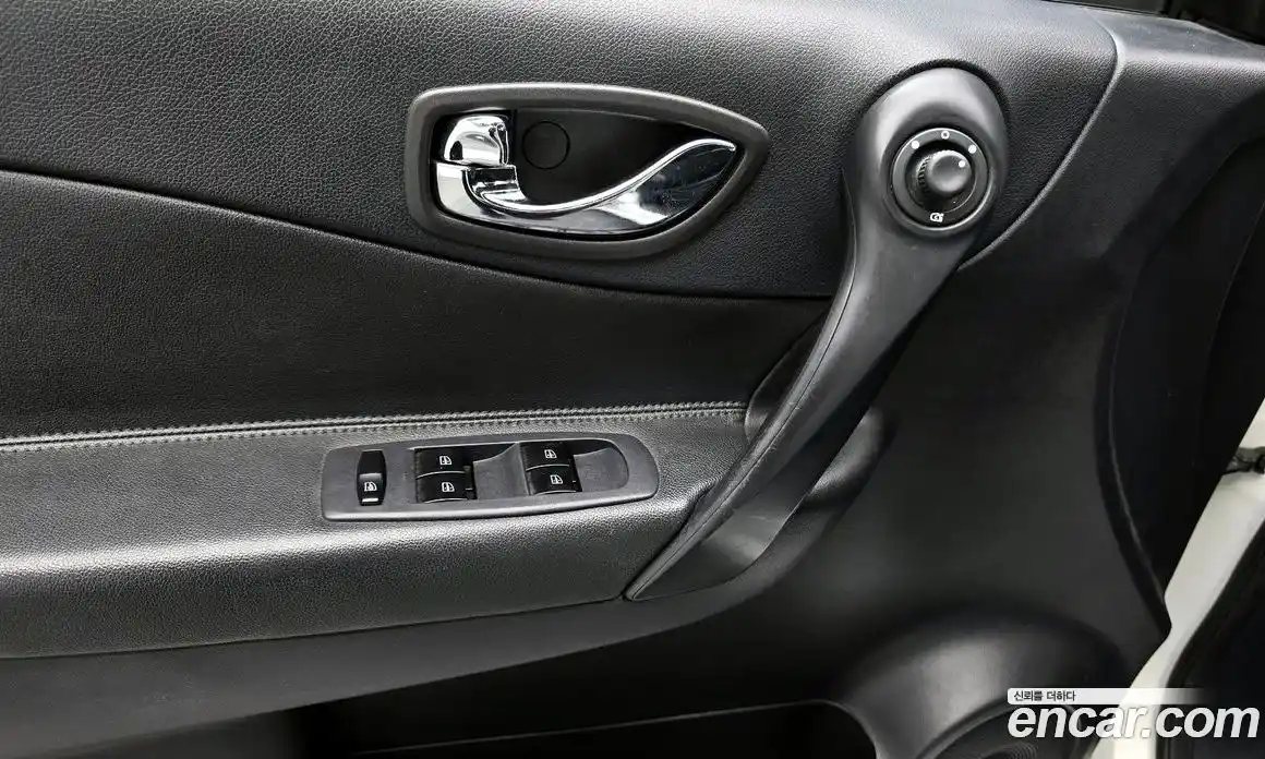 Renault QM5 2016 2.0 Автомат в Москве № 223599, фото 17