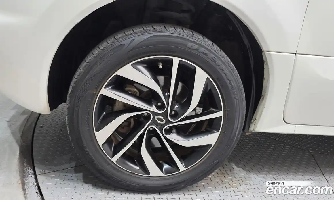 Renault QM5 2016 2.0 Автомат в Москве № 223599, фото 10