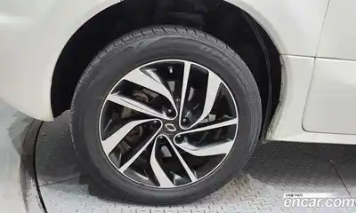 Renault QM5 2016 2.0 Автомат в Москве № 223599, миниатюра 10