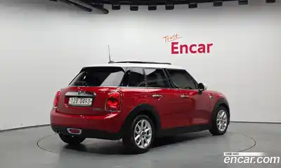Mini Cooper 2016 1.5 Автомат в Москве № 224170, миниатюра 2