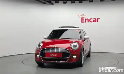 Mini Cooper 2016 1.5 Автомат в Москве № 224170, миниатюра 3