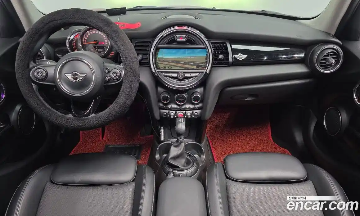 Mini Cooper 2016 1.5 Автомат в Москве № 224170, фото 7