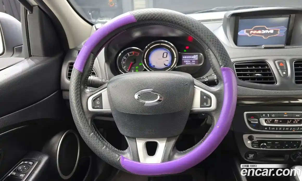 Renault SM3 2013 1.6 Автомат в Москве № 225922, фото 11