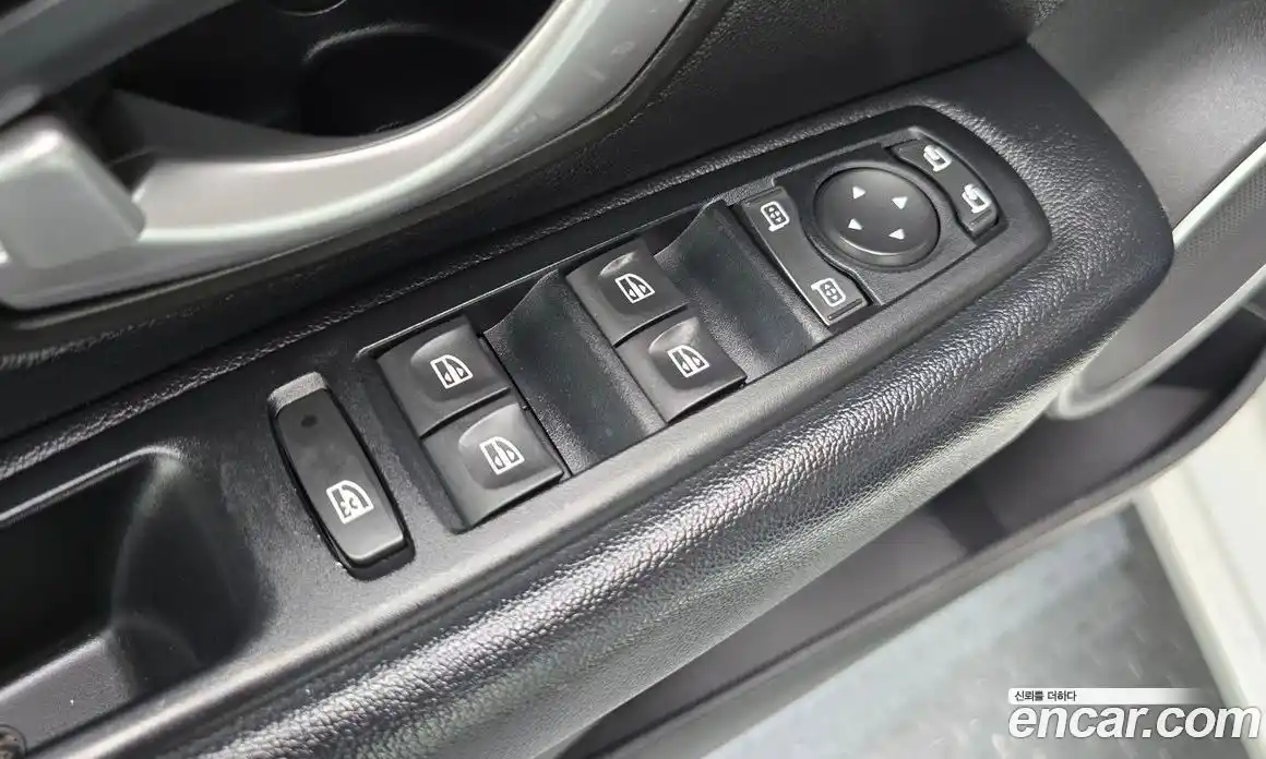 Renault SM3 2013 1.6 Автомат в Москве № 225922, фото 4