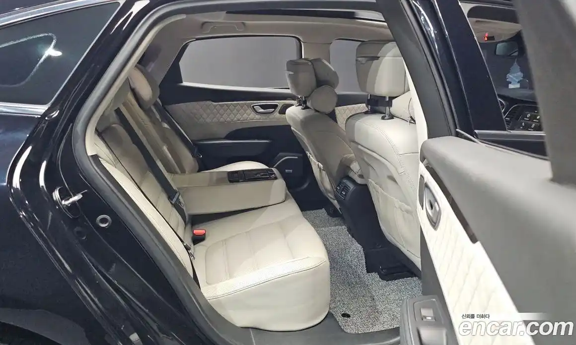 Renault SM6 2016 1.6 Автомат в Москве № 225954, фото 12