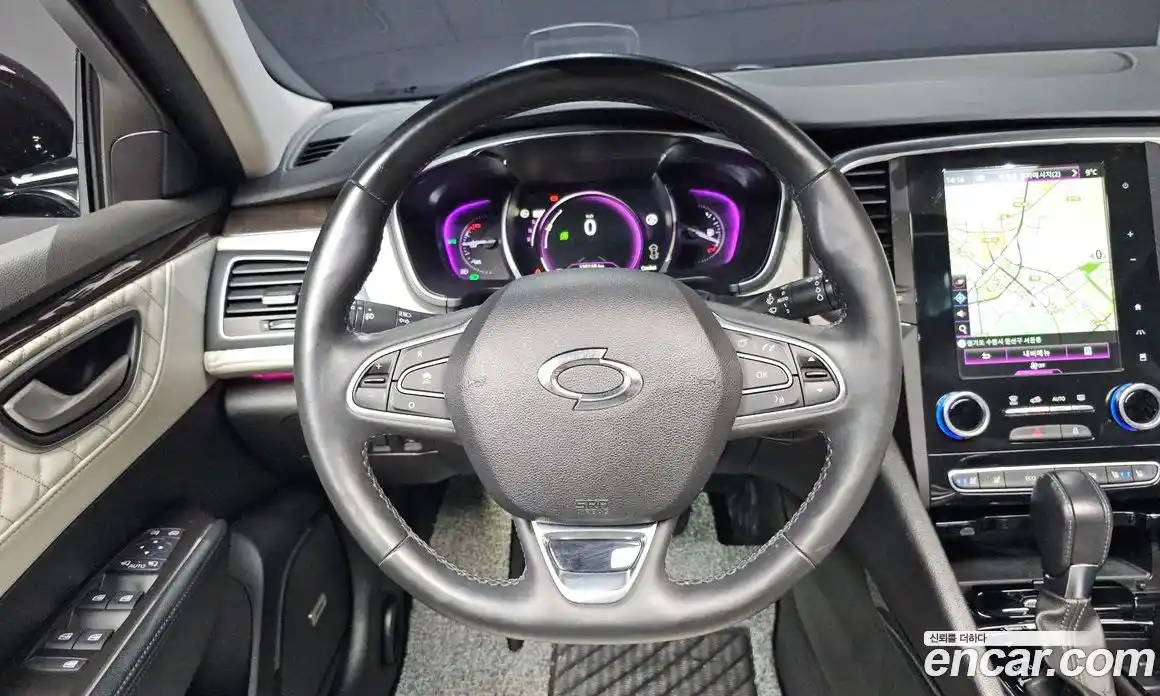 Renault SM6 2016 1.6 Автомат в Москве № 225954, фото 13