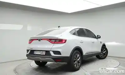 Renault XM3 2024 1.6 Автомат в Москве № 227230, миниатюра 2