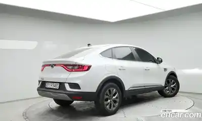 Renault XM3 2024 1.6 Автомат в Москве № 227230, миниатюра 4