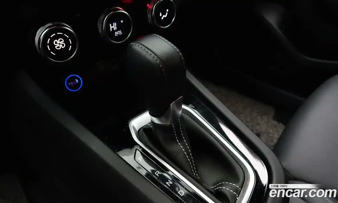 Renault XM3 2024 1.6 Автомат в Москве № 227230, фото 8