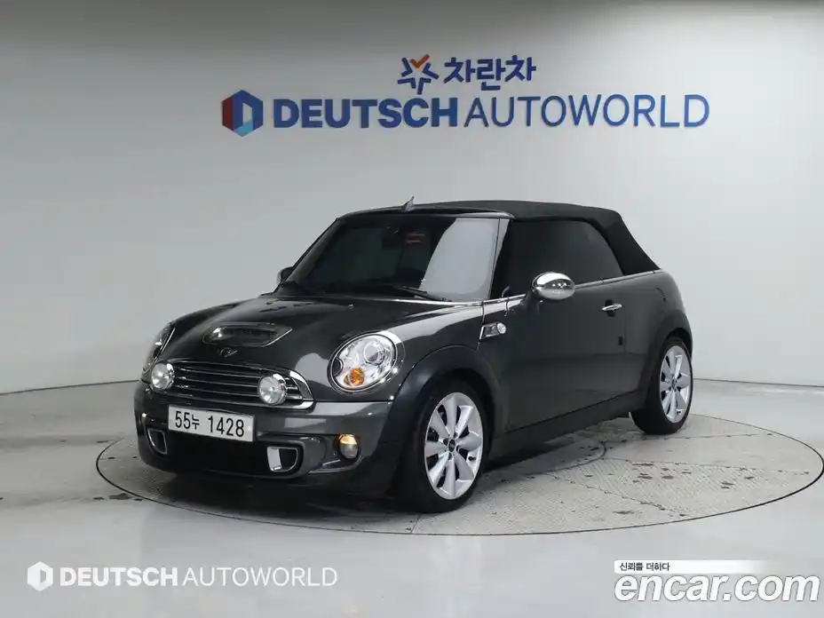 Mini Cooper Convertible 2012 1.6 Автомат в Москве № 227612, фото 20