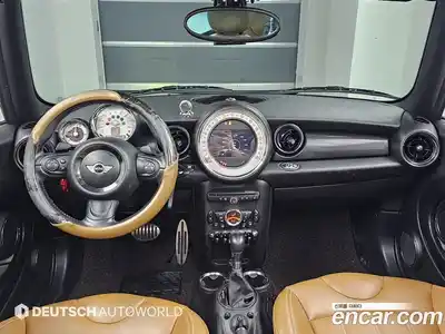 Mini Cooper Convertible 2012 1.6 Автомат в Москве № 227612, миниатюра 7