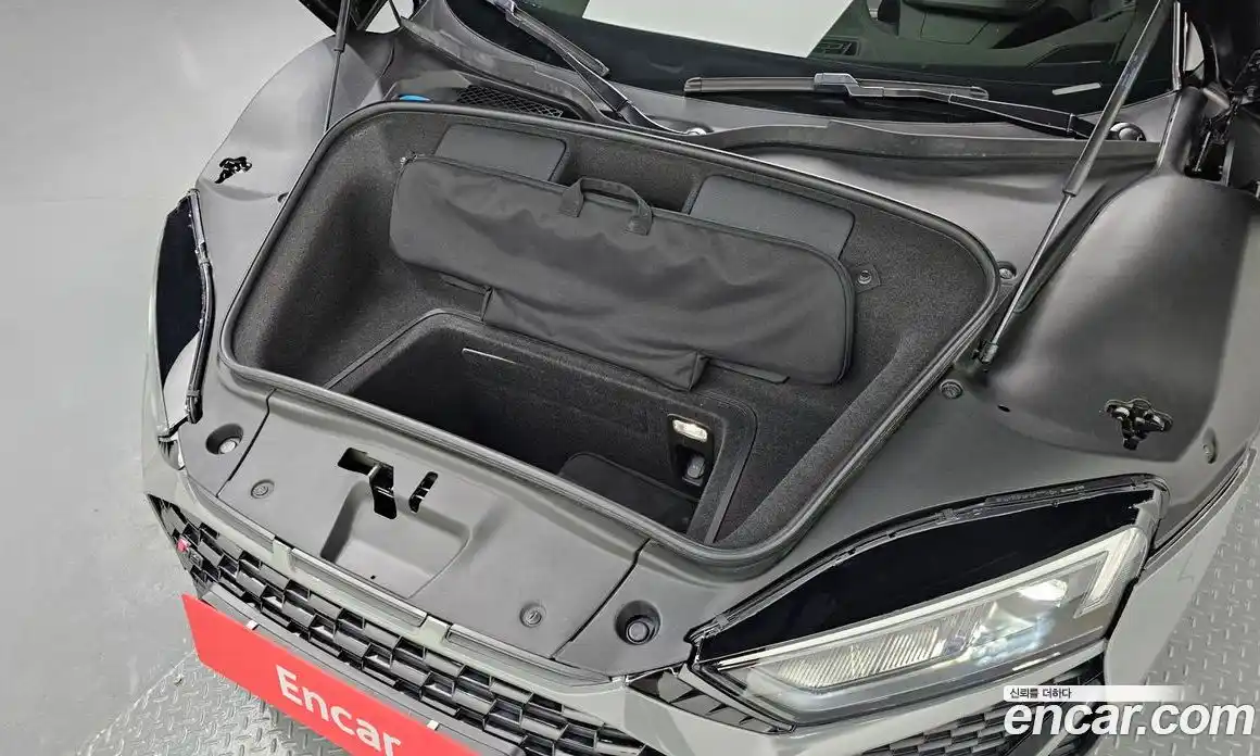 Audi R8 2021 5.2 Автомат в Москве № 229033, фото 10