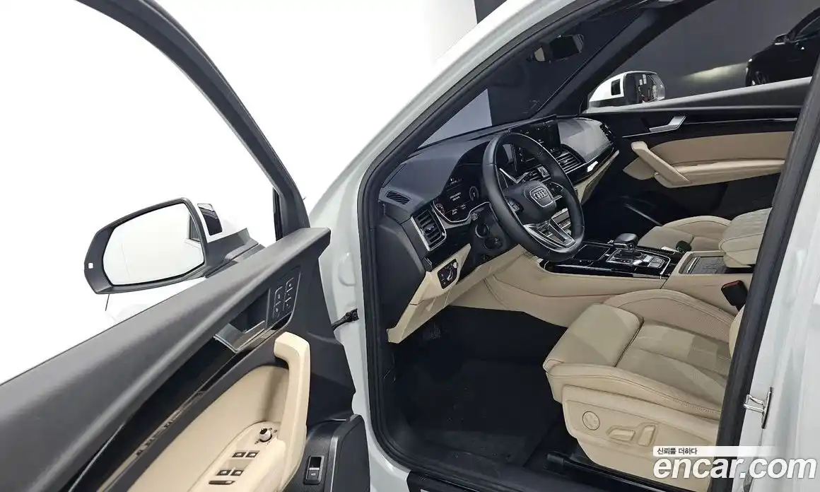 Audi Q5 2021 2.0 Автомат в Москве № 229980, фото 10