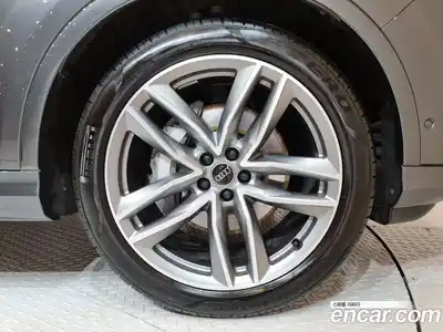 Audi Q7 2025 3.0 Автомат в Москве № 230242, миниатюра 5