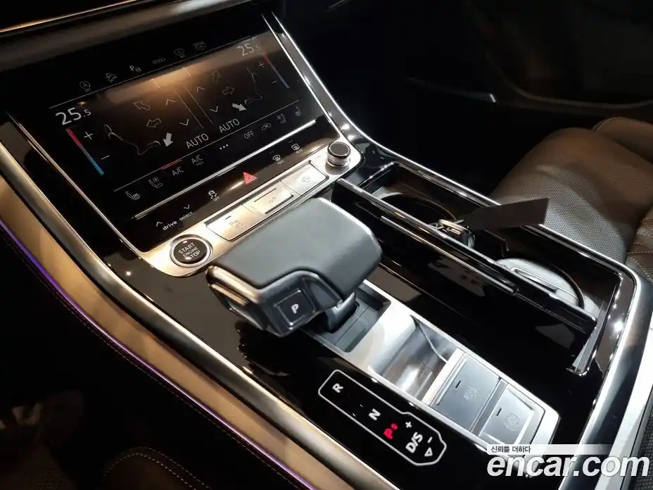 Audi Q7 2025 3.0 Автомат в Москве № 230242, фото 9