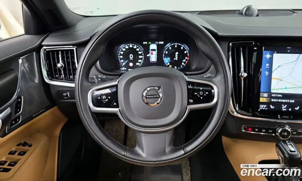 Volvo V90 2019 2.0 Автомат в Москве № 230658, фото 13