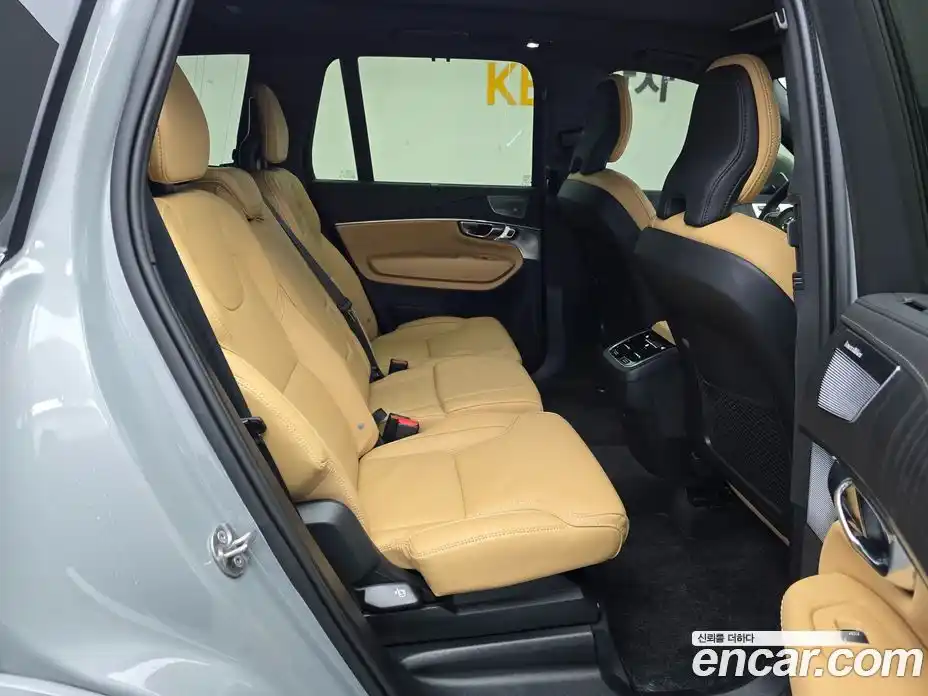 Volvo XC90 2025 2.0 Автомат в Москве № 230778, фото 14