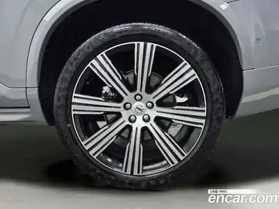Volvo XC90 2025 2.0 Автомат в Москве № 230778, миниатюра 5