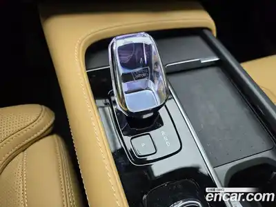 Volvo XC90 2025 2.0 Автомат в Москве № 230778, миниатюра 9