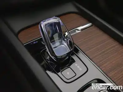 Volvo XC60 2025 2.0 Автомат в Москве № 230843, миниатюра 12