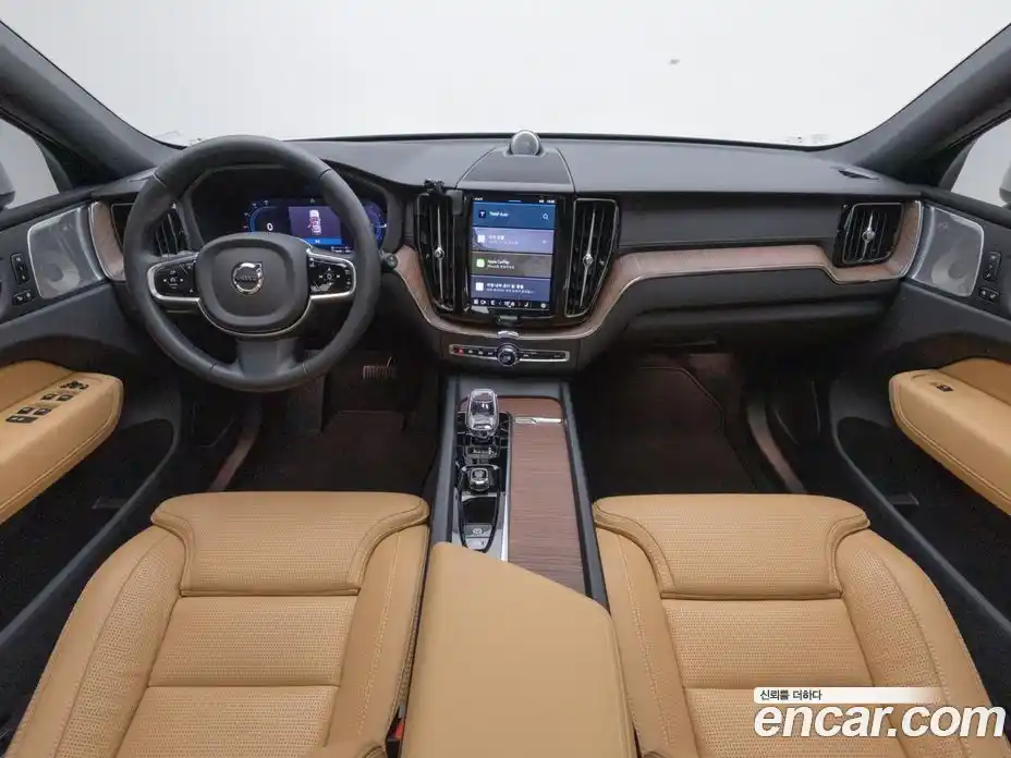 Volvo XC60 2025 2.0 Автомат в Москве № 230843, фото 7