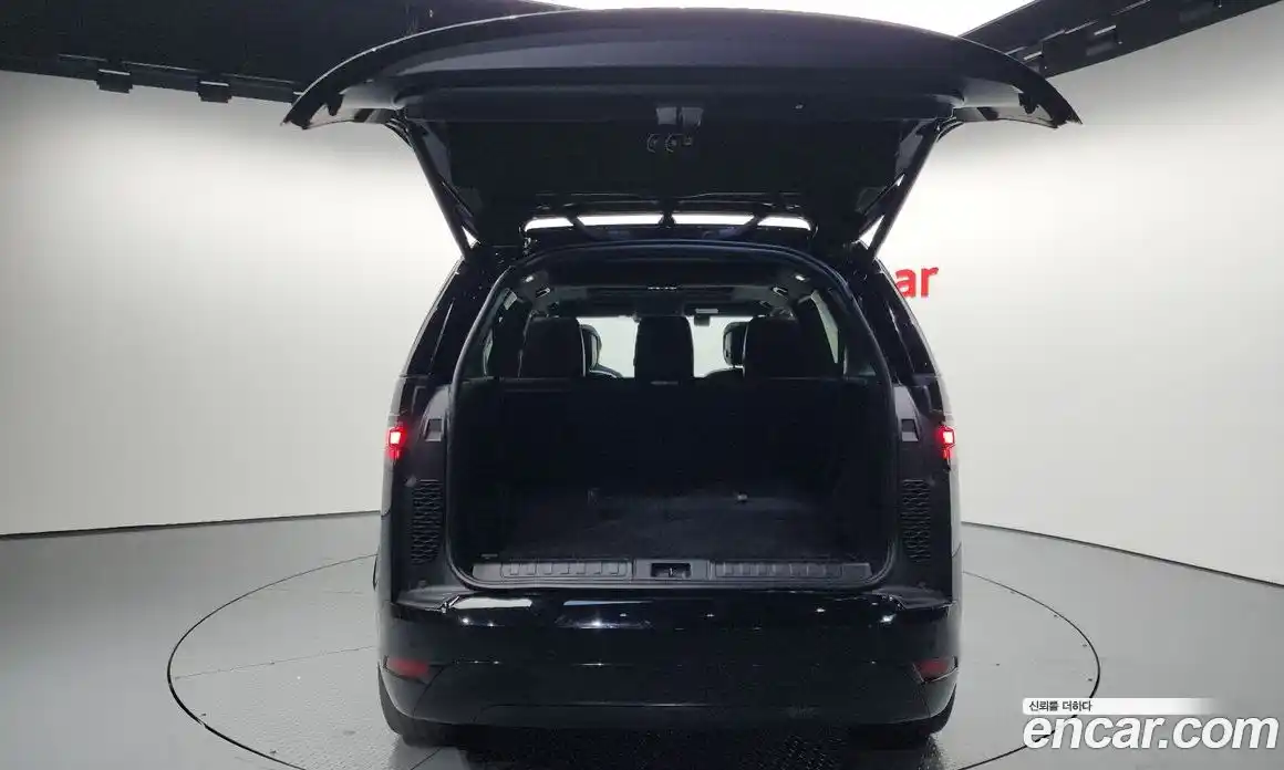 Land Rover Discovery 2023 3.0 Автомат в Москве № 231259, фото 16