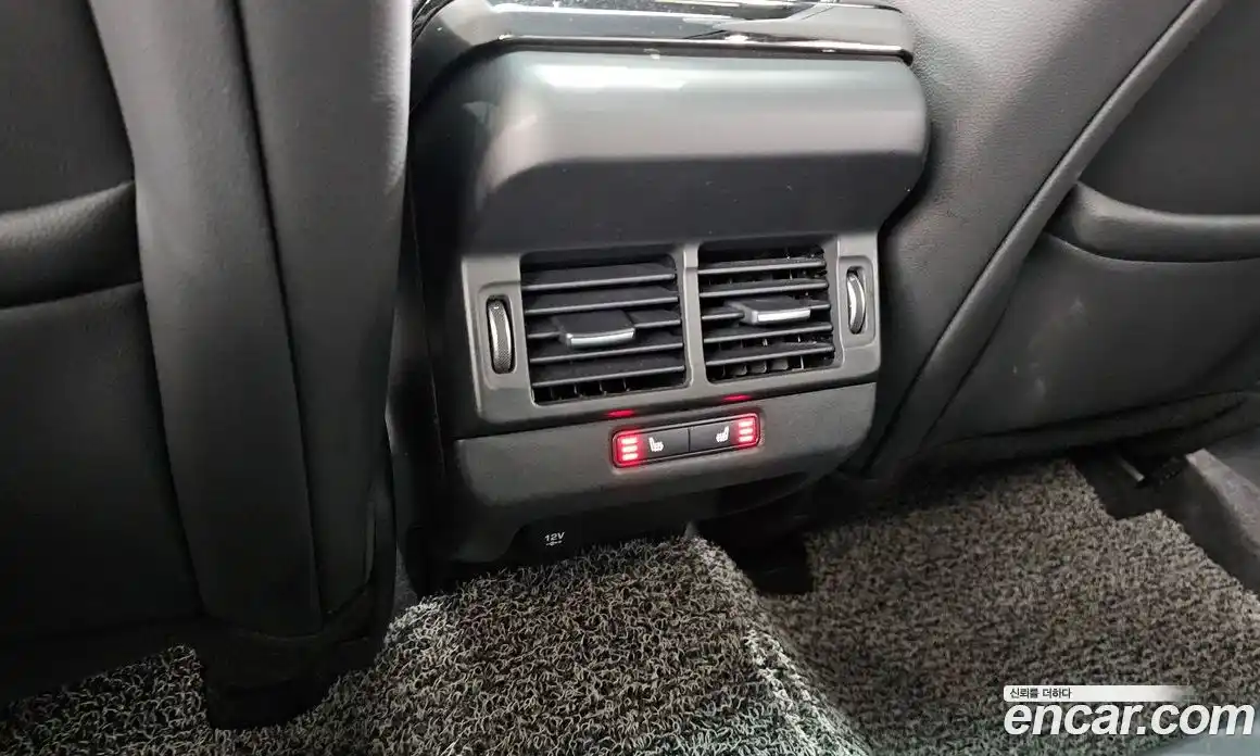 Land Rover Range-Rover Evoque 2020 2.0 Автомат в Москве № 231290, фото 15